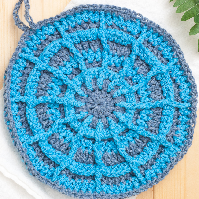 Wagon Wheel Potholder - Free Crochet Pattern - You Should Craft